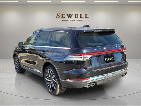 New 2025 Lincoln Aviator Reserve w/ Equipment Group 201A image 3