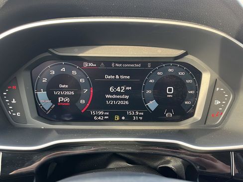 Used 2025 Audi Q3 2.0T Premium image 15