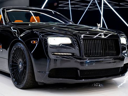 Used 2018 Rolls-Royce Dawn image 8