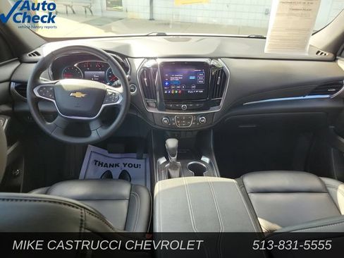 Used 2023 Chevrolet Traverse LT AWD/4WD image 9