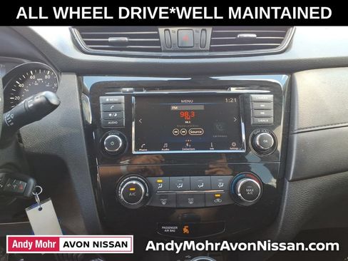 Used 2019 Nissan Rogue S w/ Special Edition Package AWD/4WD image 26