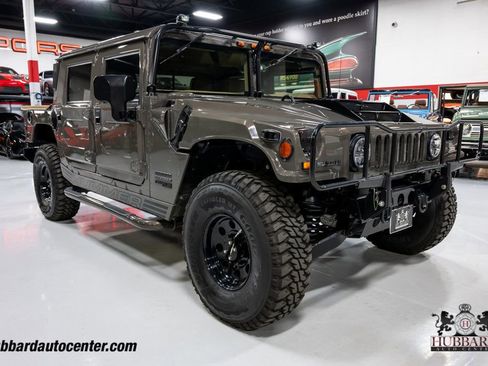 Used 1999 HUMMER H1 4-Door Hard Top image 10