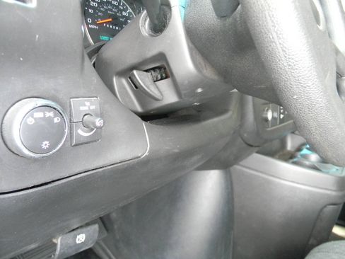 Used 2020 Chevrolet Express 2500 w/ Driver Convenience Package RWD image 5