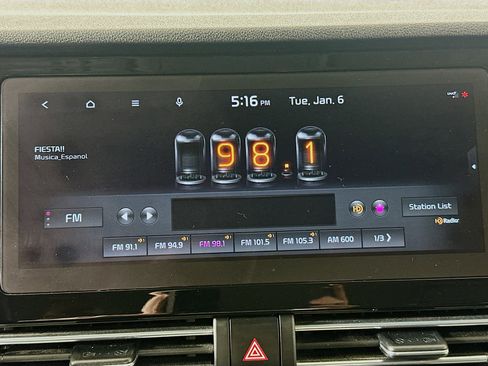 Used 2022 Kia Niro EX w/ Cold Weather Package image 21