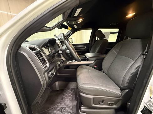 Used 2020 RAM 2500 Big Horn w/ Night Edition AWD/4WD image 29