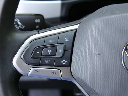 Used 2022 Volkswagen Atlas Cross Sport SE AWD/4WD image 24