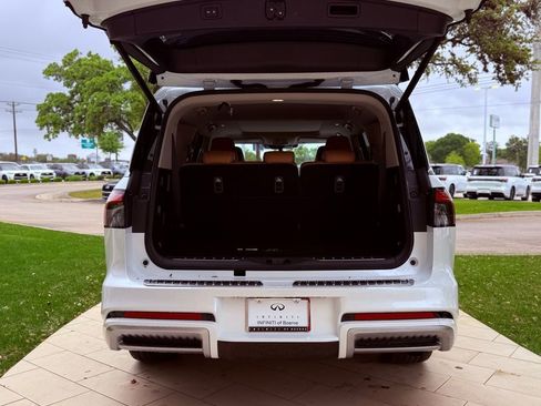 New 2026 INFINITI QX80 Luxe AWD/4WD image 34