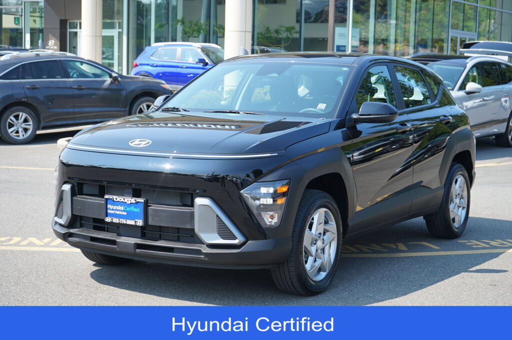 Certified 2026 Hyundai Kona SE AWD/4WD image 1