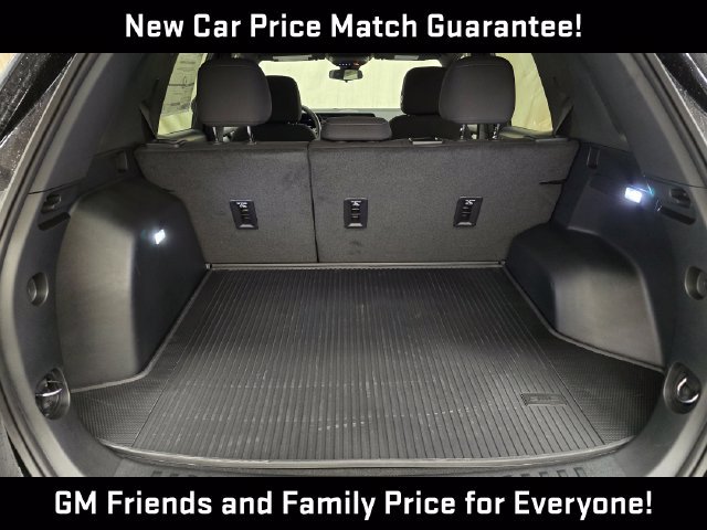 New 2027 GMC Terrain Elevation w/ Black Edition AWD/4WD image 30