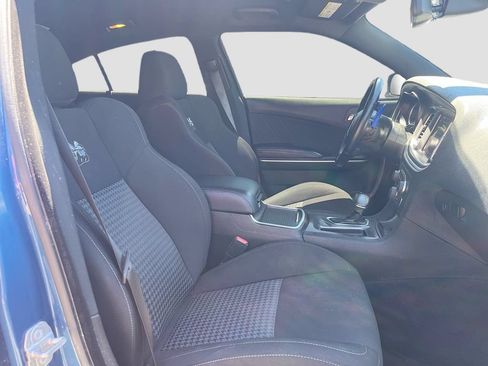 Used 2022 Dodge Charger Scat Pack RWD image 28