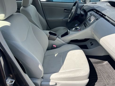 Used 2012 Toyota Prius Three w/ Solar Roof Pkg FWD image 24