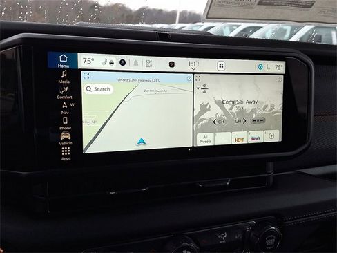 New 2026 Jeep Wrangler Unlimited Rubicon w/ Technology Group image 8