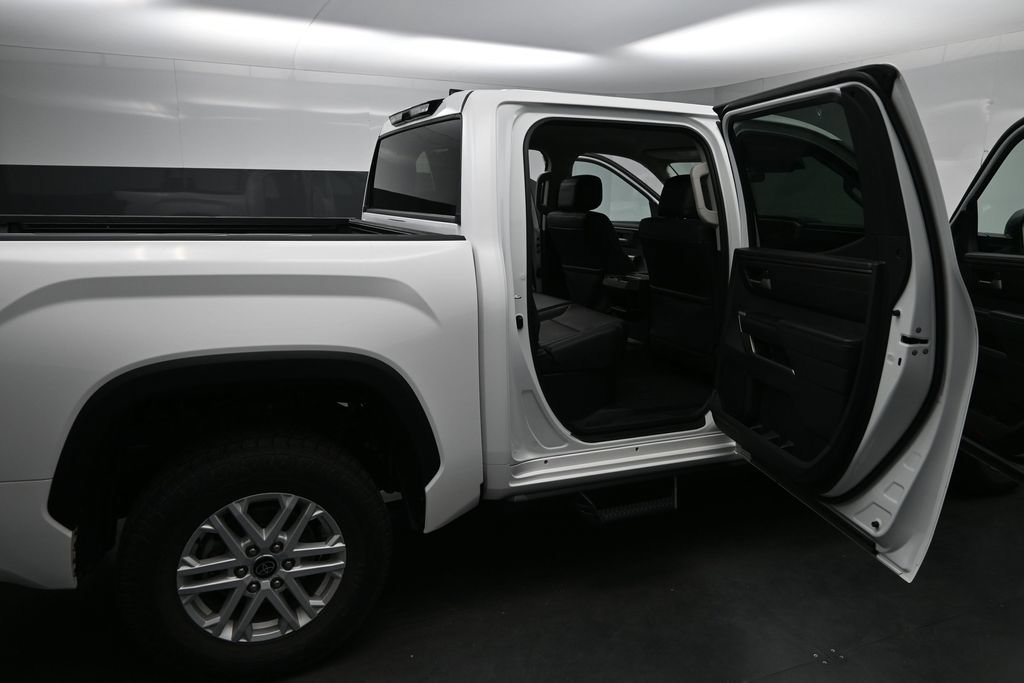 Used 2023 Toyota Tundra SR5 w/ SR5 Premium Package AWD/4WD image 17