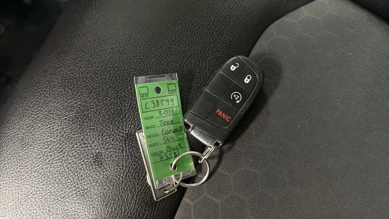Used 2018 Jeep Compass Latitude w/ Popular Equipment Group FWD image 29