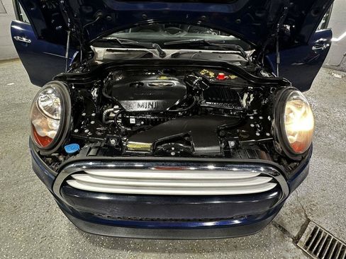 Used 2015 MINI Cooper 4-Door Hardtop FWD image 35