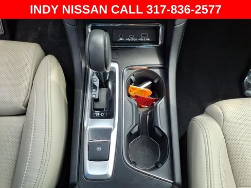 Used 2023 Subaru Ascent Limited AWD/4WD image 24