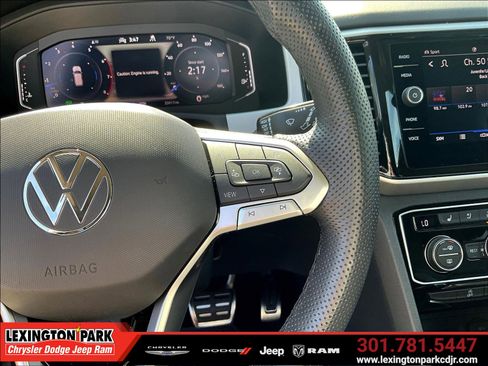 Used 2023 Volkswagen Atlas SEL Premium AWD/4WD image 12