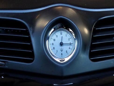 Used 2016 Maserati GranTurismo Sport image 20