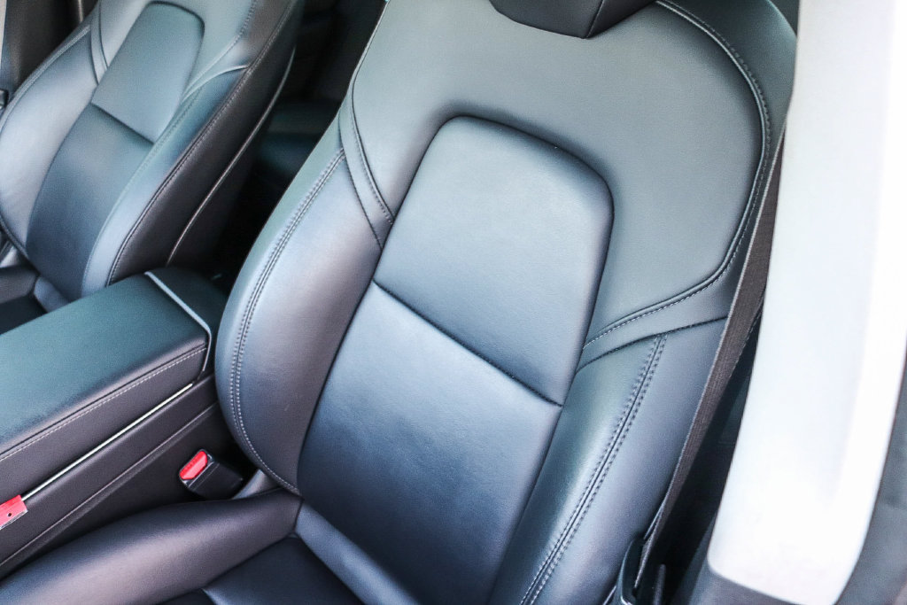 Used 2018 Tesla Model 3 Long Range RWD image 28