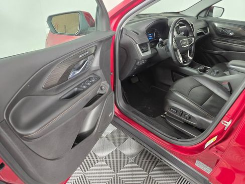 Used 2018 GMC Terrain SLT w/ Infotainment Package II image 28