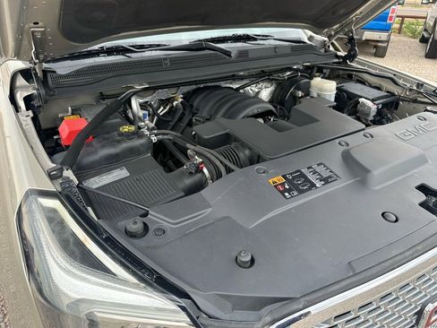 Used 2015 GMC Yukon Denali w/ Premium Package image 43