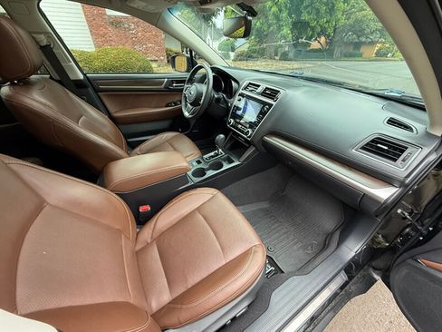 Used 2019 Subaru Outback 3.6R Touring w/ Protection Package #1 AWD/4WD image 11