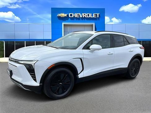 New 2026 Chevrolet Blazer EV LT image 7