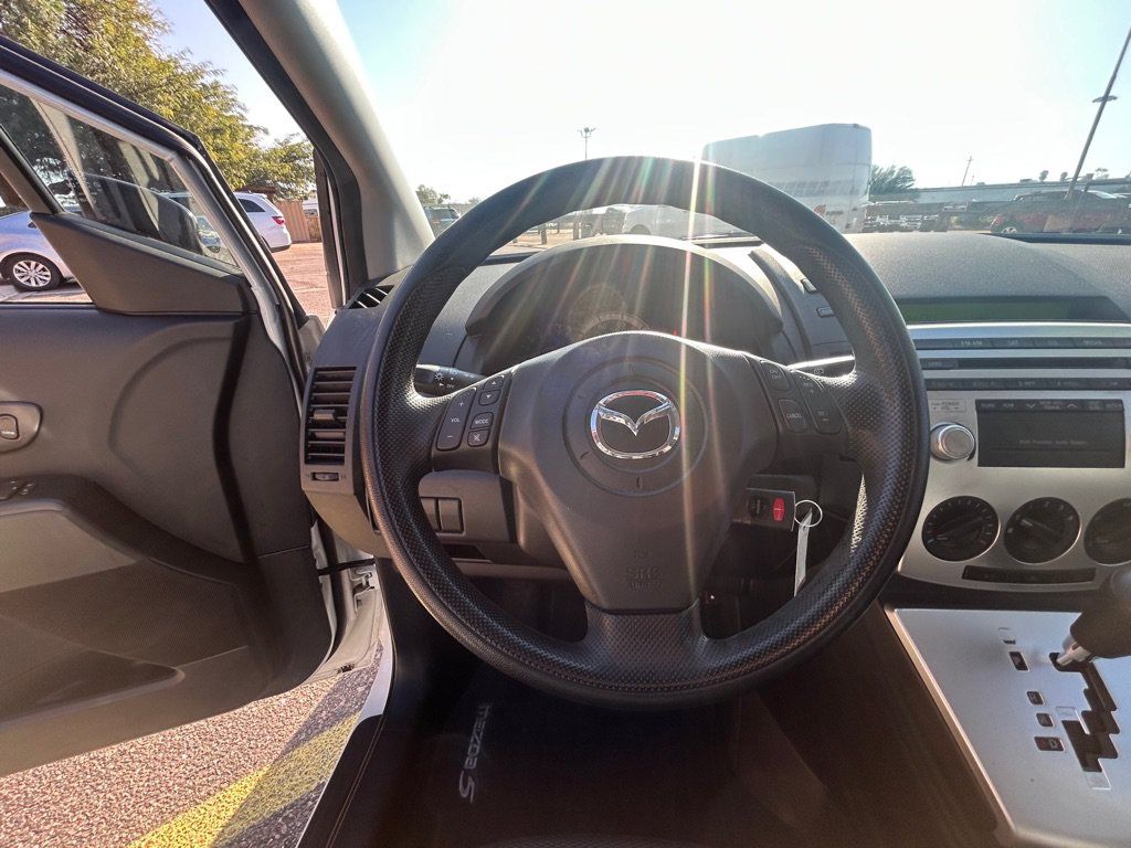 Used 2007 MAZDA MAZDA5 Sport FWD image 18
