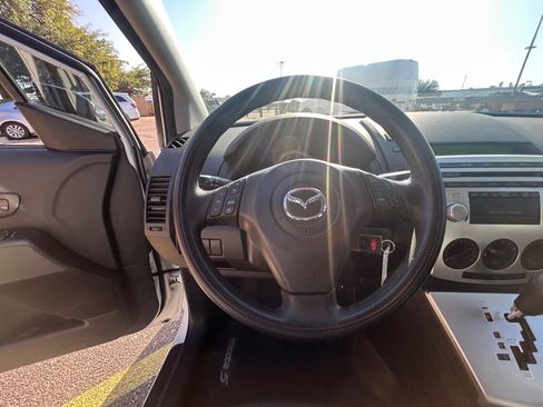 Used 2007 MAZDA MAZDA5 Sport image 18