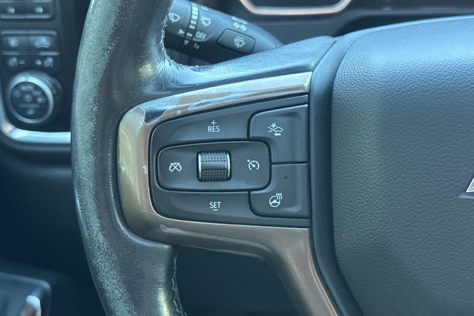 Used 2021 Chevrolet Silverado 2500 High Country w/ Z71 Off-Road Package AWD/4WD image 34