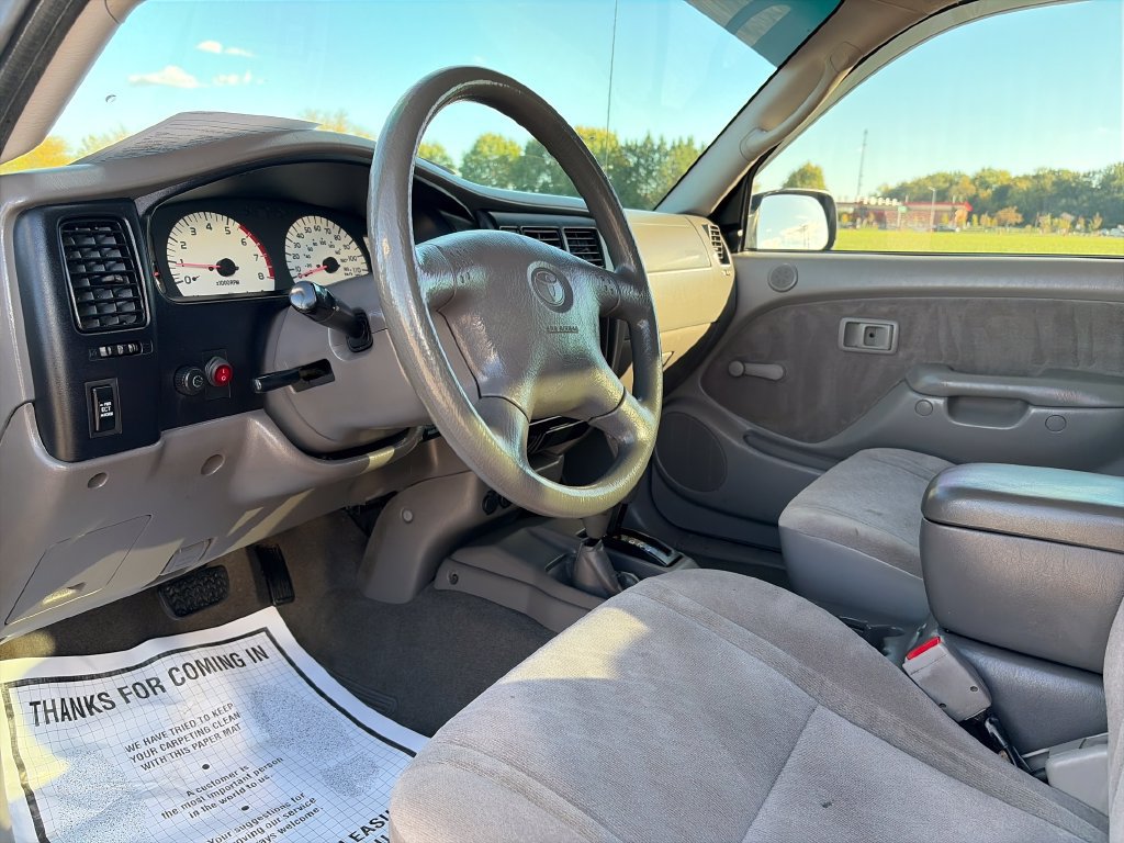 Used 2003 Toyota Tacoma 4x4 Xtracab w/ SR5 Pkg image 19