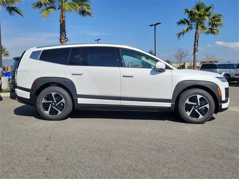 New 2026 Hyundai Ioniq 9 SE image 26