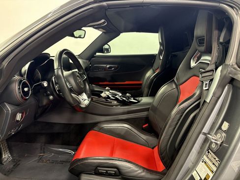 Used 2019 Mercedes-Benz AMG GT Base image 10