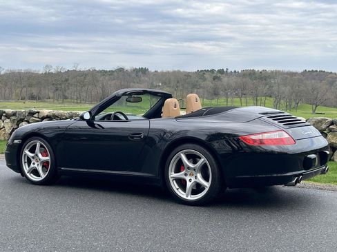 Used 2006 Porsche 911 Carrera S RWD image 29