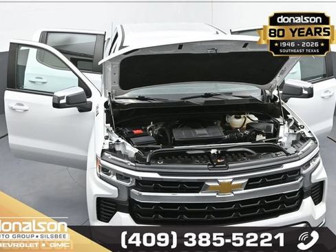 Used 2025 Chevrolet Silverado 1500 LT AWD/4WD image 23