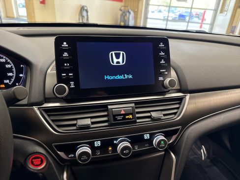Used 2021 Honda Accord LX image 44