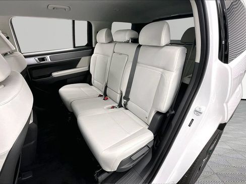 Used 2026 Hyundai Santa Fe SE FWD image 26