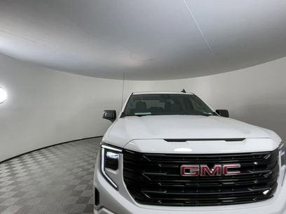 Used 2025 GMC Sierra 1500 Elevation