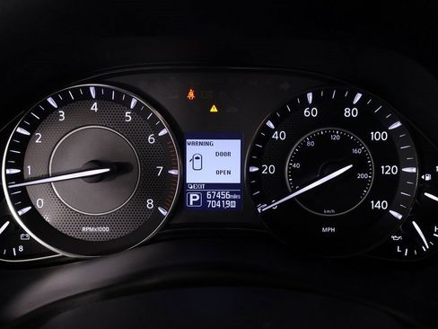 Used 2019 Nissan Armada SL w/ Premium Package image 4