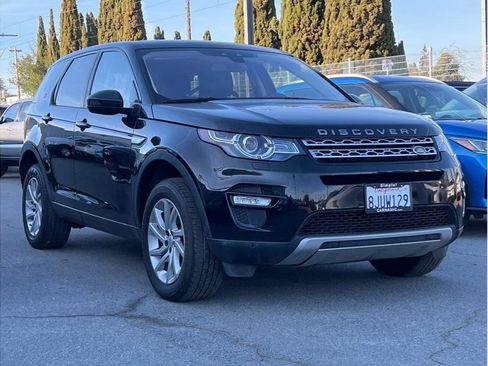 Used 2019 Land Rover Discovery Sport HSE image 3