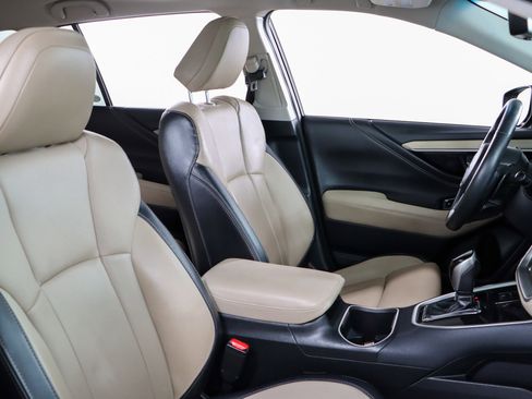 Used 2020 Subaru Outback Limited image 27