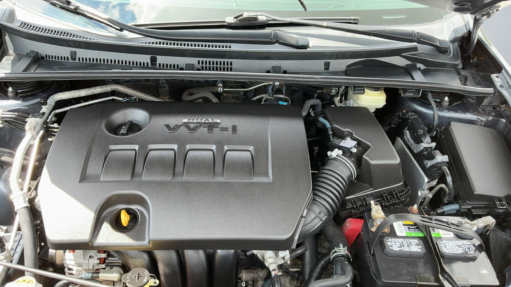 Used 2015 Toyota Corolla S FWD image 20