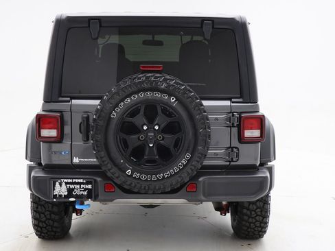Used 2023 Jeep Wrangler Unlimited w/ Cold Weather Group AWD/4WD image 7