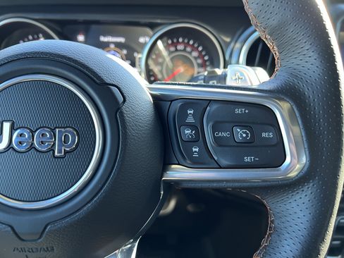 Used 2021 Jeep Wrangler Unlimited Rubicon w/ Dual Top Group image 20