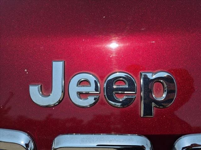 Used 2021 Jeep Cherokee Latitude Lux FWD image 26