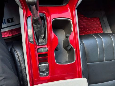 Used 2018 Honda Accord LX image 15