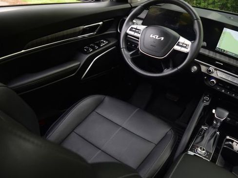 Used 2024 Kia Telluride EX w/ EX Captain's Chair Package AWD/4WD image 26