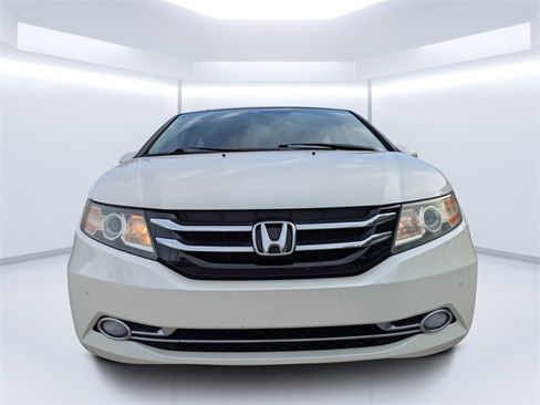 Used 2017 Honda Odyssey Touring Elite image 8