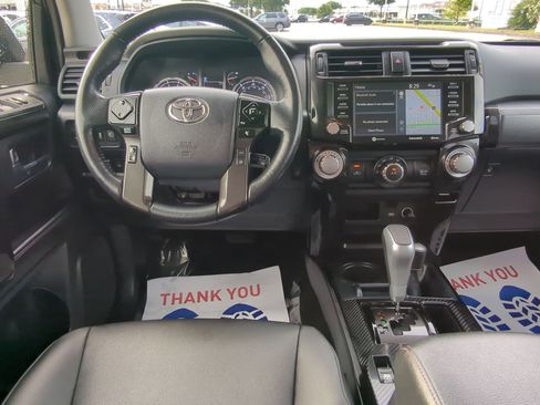 Used 2024 Toyota 4Runner TRD Off-Road Premium image 28