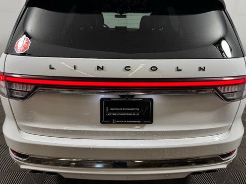 Certified 2023 Lincoln Aviator Black Label w/ Dynamic Handling Package AWD/4WD image 57